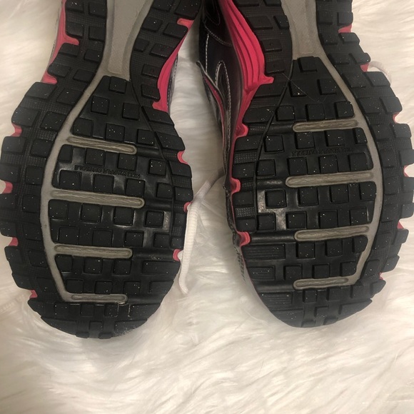 Nike Running Shoes Size 8.5 - Picture 4 of 5